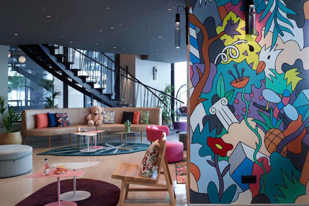 Moxy Athens City Eksteriør billede