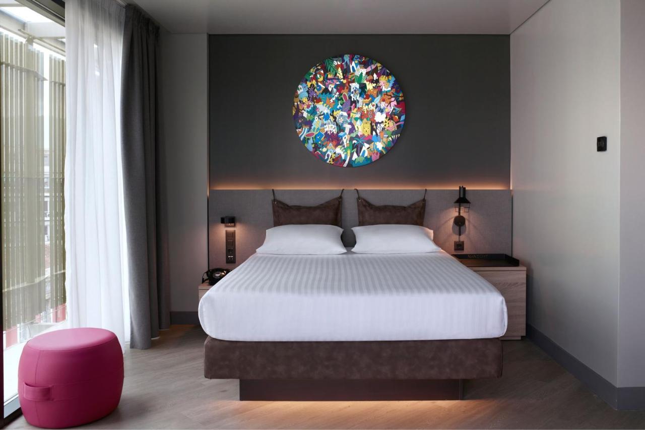 Moxy Athens City Eksteriør billede