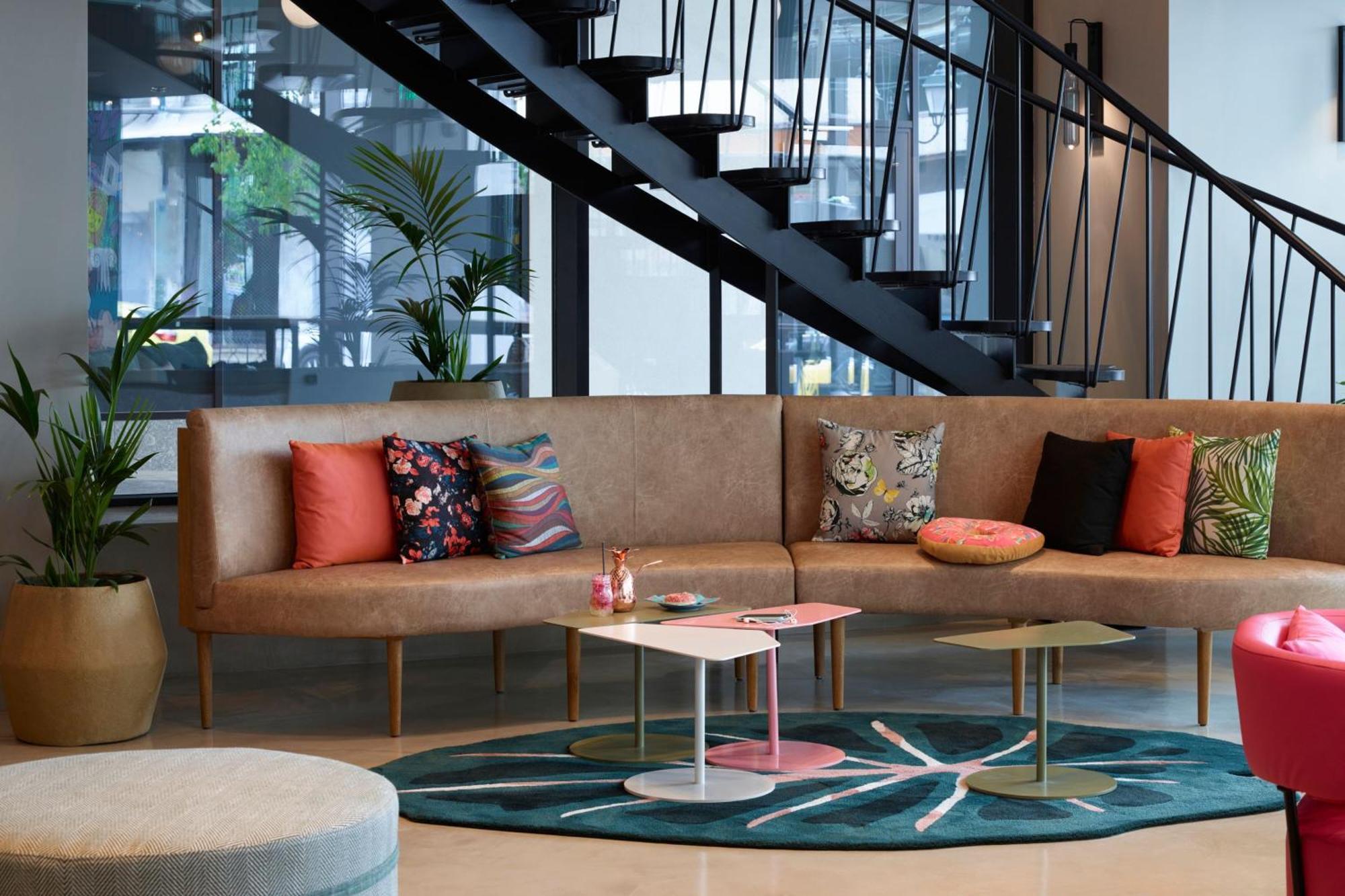 Moxy Athens City Eksteriør billede