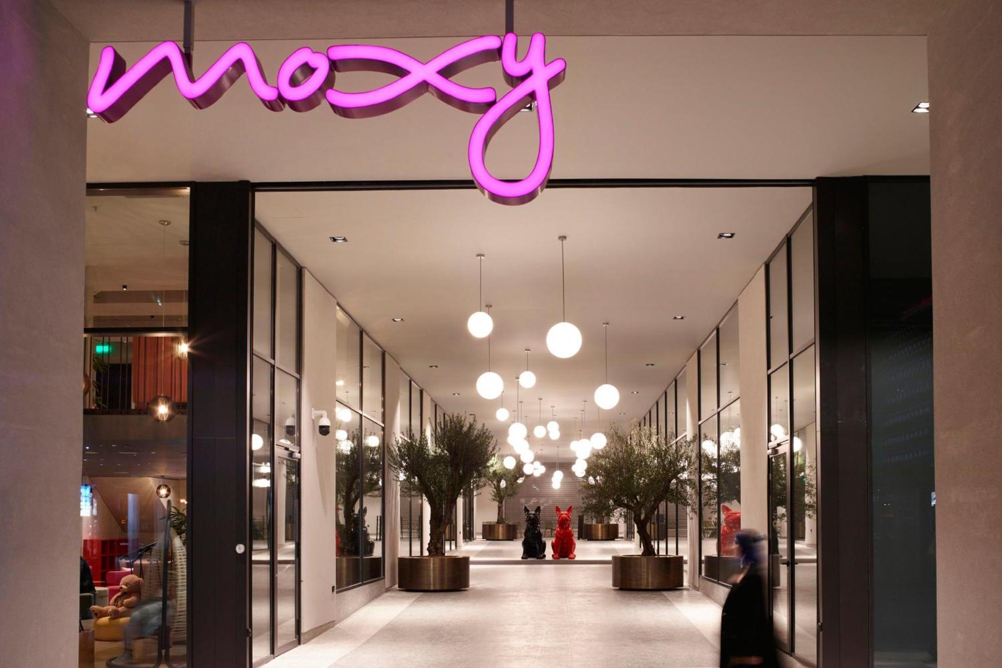 Moxy Athens City Eksteriør billede